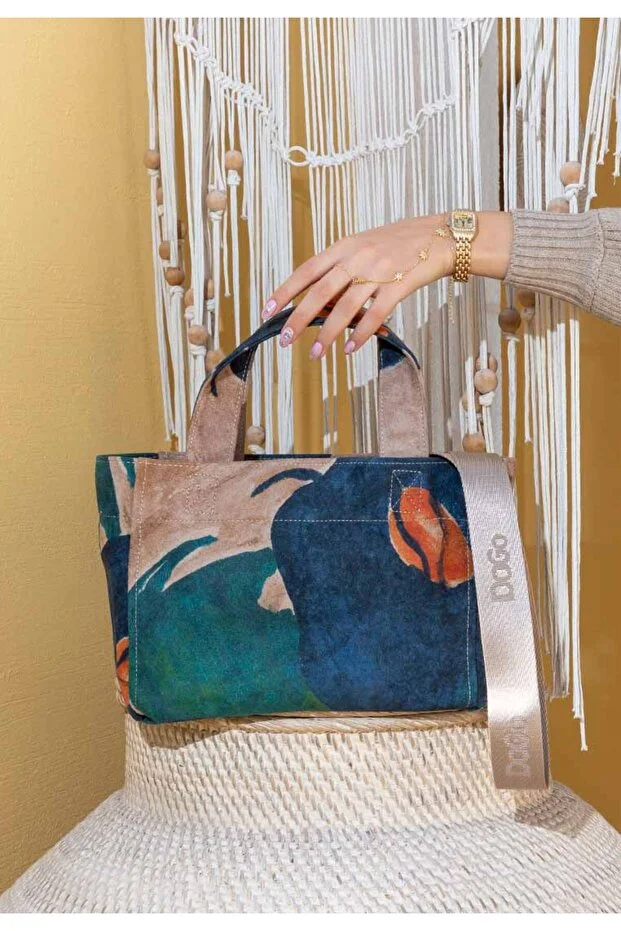 Dogo Women's Vegan Multicolored Medium Tote Bag - Petals Design